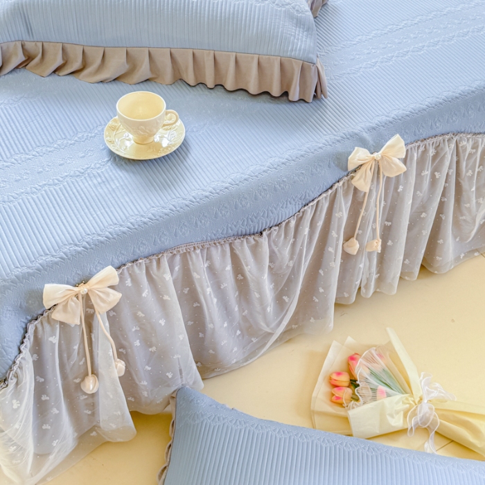 91家纺网 家纺一手货源 找家纺 【苏东来】2025高端法式韩版公主花边PE高分子复合软凉席床裙款三件套纯色蕾丝花边豆豆床裙床单床盖冰丝凉席子三件套件空调席 甜心蓝