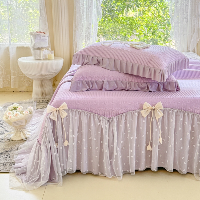 91家纺网 家纺一手货源 找家纺 【苏东来】2025高端法式韩版公主花边PE高分子复合软凉席床裙款三件套纯色蕾丝花边豆豆床裙床单床盖冰丝凉席子三件套件空调席 甜心紫
