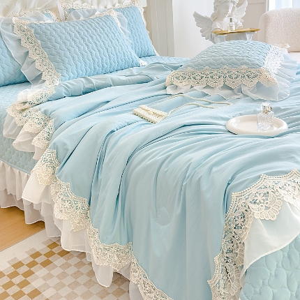 91家纺网 家纺一手货源 找家纺 （总）2025新款A类糯小棉法式蕾丝雪纺床盖三件套 夏季法式花边夏被四件套空调被夏凉被薄被子