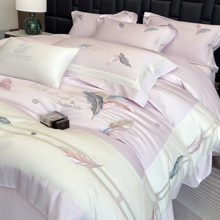 91家纺网 家纺一手货源 找家纺 春夏新品高级感50*50S贡缎长绒棉刺绣四件套纯棉床单全棉床笠高档礼盒装量大价优 梦境紫-彩羽-贡缎长绒棉