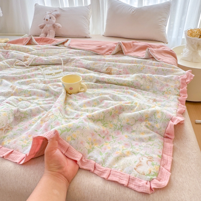 91家纺网 家纺一手货源 找家纺 （总）【苏东来】2025高端韩版皱皱花边母婴级印花全棉双层纱夏被清新公主风法式蕾丝花边纯棉双层纱夏凉被空调被春秋被四件套