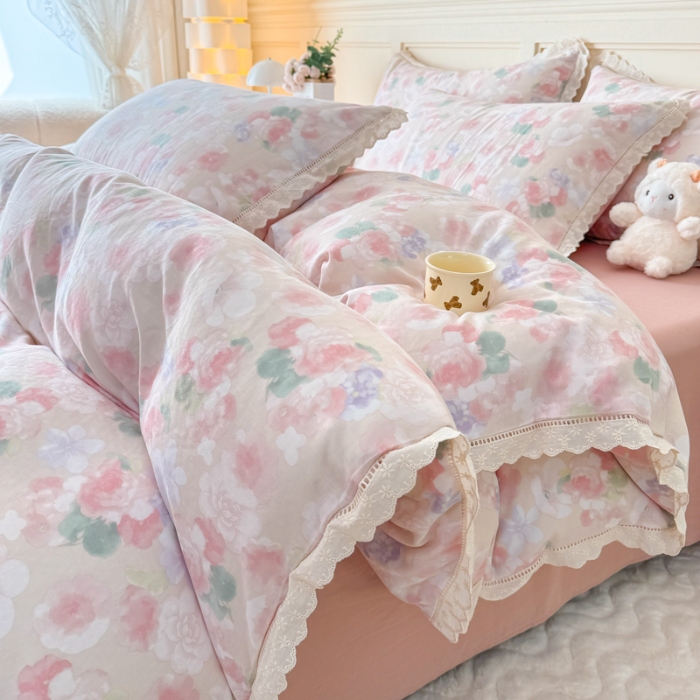 91家纺网 家纺一手货源 找家纺 （总）【苏东来】2025韩版蕾丝花边纯棉全棉双层纱四件套全棉纯棉小碎花印花四件套法式赫本公主风韩系皱皱纱花边四件套针织棉四件套件