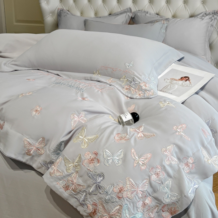 91家纺网 家纺一手货源 找家纺 （总）新方向 2025新款天丝刺绣大宽边工艺四件套-蝶恋 直播首选（纸盒包装）