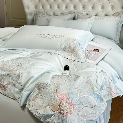 91家纺网 家纺一手货源 找家纺 （总）新方向 2025新款天丝重工刺绣大宽边工艺四件套-时光  直播首选（纸盒包装）