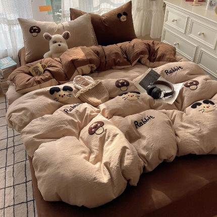 91家纺网 家纺一手货源 找家纺 （总）优兰朵 2025新款爆款宿舍可爱水洗棉毛巾绣四件套