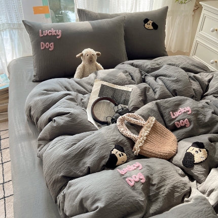 91家纺网 家纺一手货源 找家纺 （总）优兰朵 2025新款爆款宿舍可爱水洗棉毛巾绣四件套