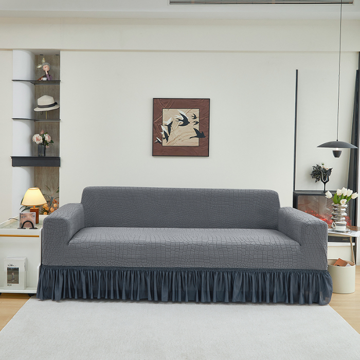 91家纺网 家纺一手货源 找家纺 （总）丝绮鹿 2025新款雕花绒水立方沙发套裙边款（三人图）