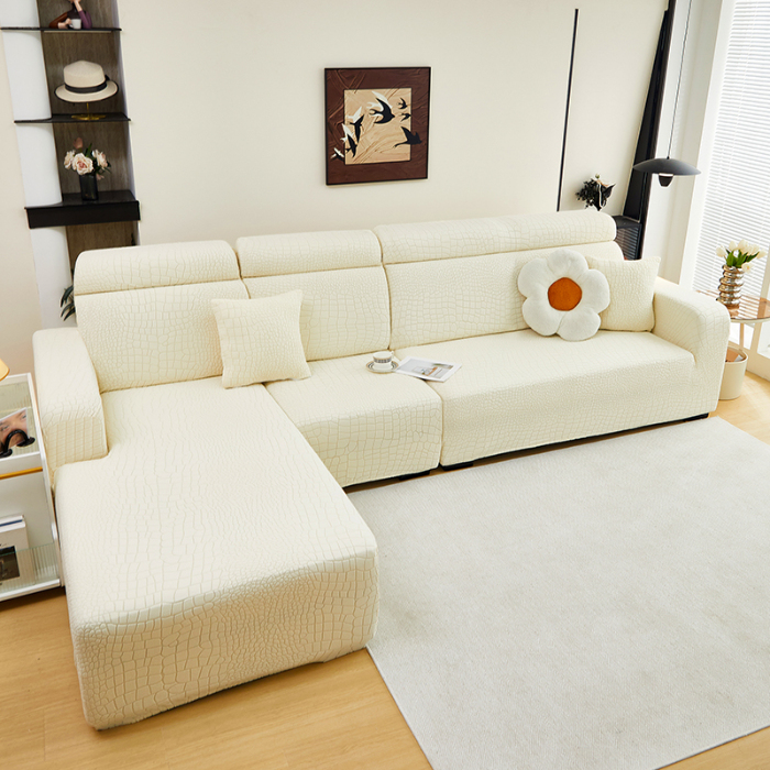 91家纺网 家纺一手货源 找家纺 （总）丝绮鹿 2025新款雕花绒水立方沙发套松紧款（贵妃图）