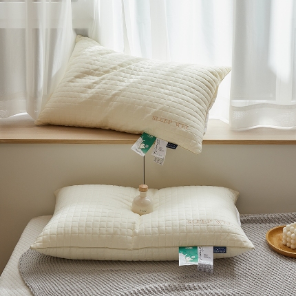 91家纺网 家纺一手货源 找家纺 （总）2025新款 亲肤酒店羽丝绒枕芯高弹护颈枕头 牛奶纤维润肤松软羽丝枕头