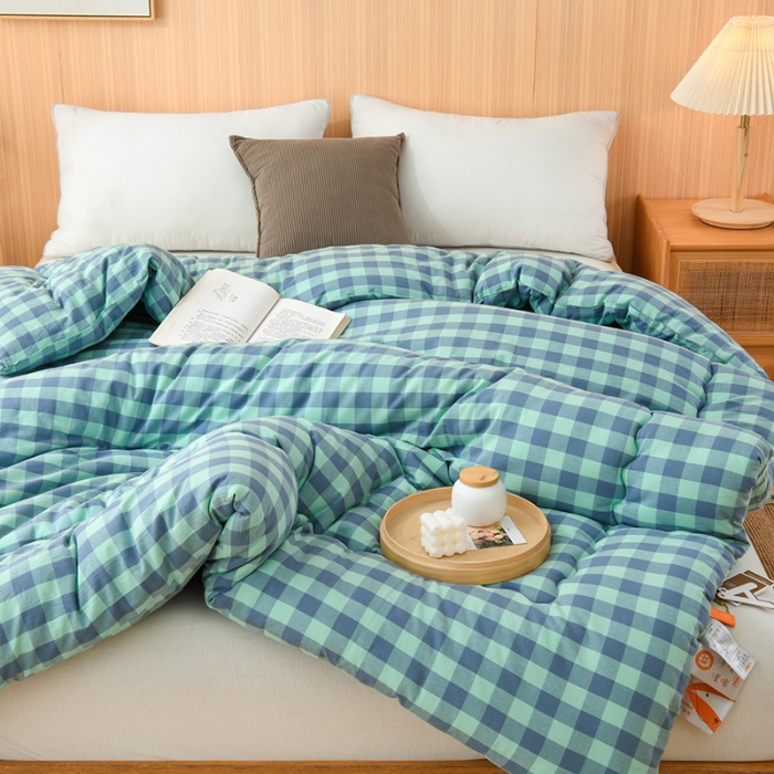 91家纺网 家纺一手货源 找家纺 （总）易展2025新款无印水洗棉格子大豆冬被