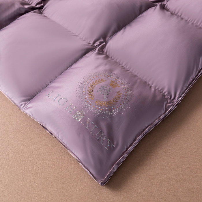 91家纺网 家纺一手货源 找家纺 95鹅绒被 真丝95鹅绒被 羽绒被