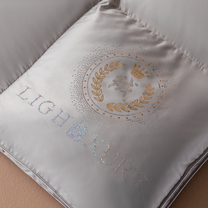 91家纺网 家纺一手货源 找家纺 95鹅绒被 真丝95鹅绒被 羽绒被