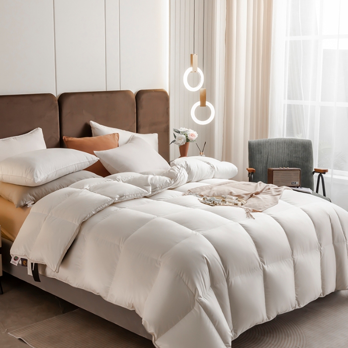 91家纺网 家纺一手货源 找家纺 50鸭绒被 真丝50鸭绒被 羽绒被