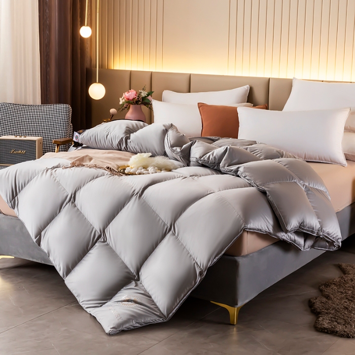 91家纺网 家纺一手货源 找家纺 50鸭绒被 真丝50鸭绒被 羽绒被