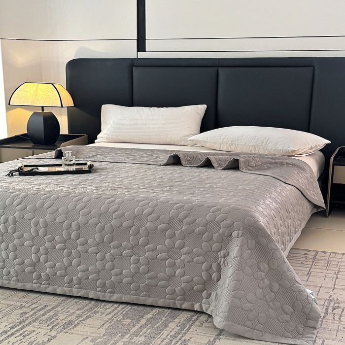 91家纺网 家纺一手货源 找家纺 （总）法芙娜家纺 莫代尔天丝双面床盖-太阳花 