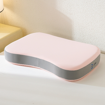 91家纺网 家纺一手货源 找家纺 （总）帛茗轩家居 2025新款炫彩月牙立体枕