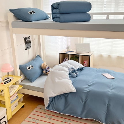 91家纺网 家纺一手货源 找家纺 （总）（总）2025新款学生季萌趣大眼睛毛巾绣纯色双拼水洗棉六件套大学生寝室上下铺组合套装