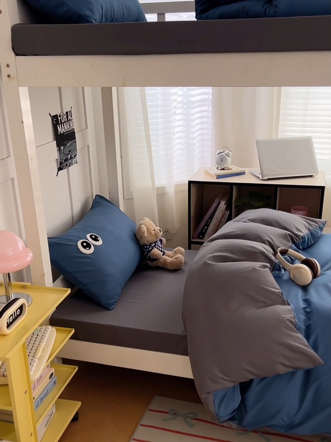 91家纺网 家纺一手货源 找家纺 （总）（总）2025新款学生季萌趣大眼睛毛巾绣纯色双拼水洗棉六件套大学生寝室上下铺组合套装