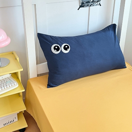 91家纺网 家纺一手货源 找家纺 （总）2025新款大眼睛毛巾绣纯色双拼水洗棉单品单枕套家用学生宿舍单件