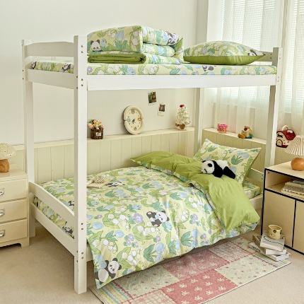 91家纺网 家纺一手货源 找家纺 坚果摄影  小红书风卡通学生套件拍摄