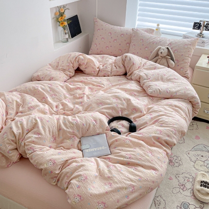 91家纺网 家纺一手货源 找家纺 坚果摄影  小红书风自然光卡通套件拍摄