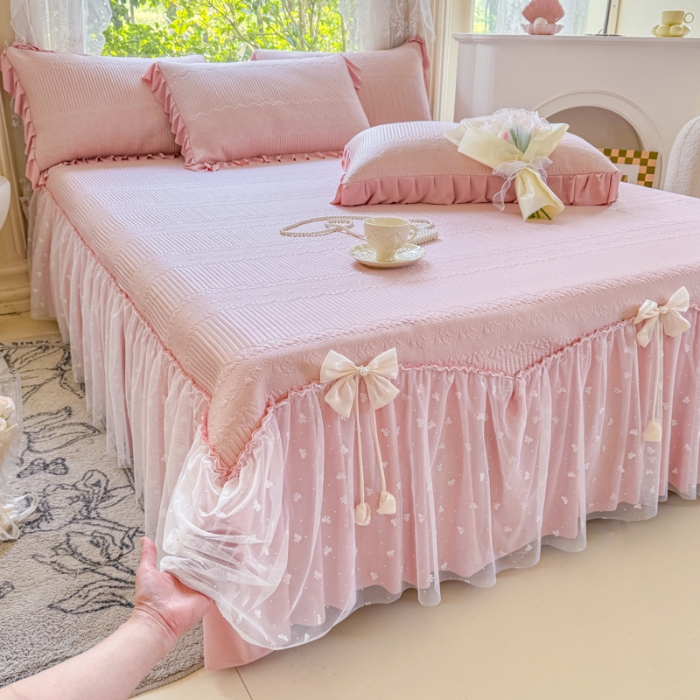 91家纺网 家纺一手货源 找家纺 （总）【苏东来】2025高端法式韩版公主花边PE高分子复合软凉席床裙款三件套纯色蕾丝花边豆豆床裙床单床盖冰丝凉席子三件套件空调席