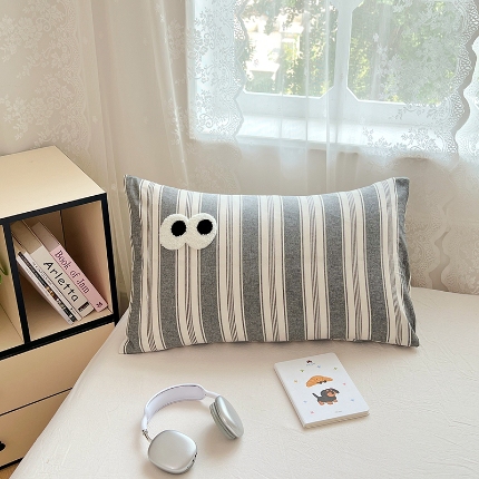 91家纺网 家纺一手货源 找家纺 （总）2025新款大眼睛毛巾绣色织全棉水洗棉四件套软糯亲肤单品单枕套四季通用