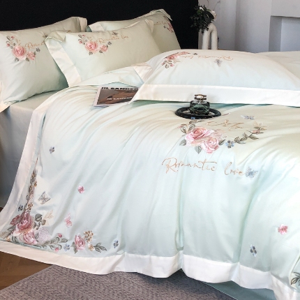 91家纺网 家纺一手货源 找家纺 春夏新品高级感50*50S贡缎长绒棉刺绣四件套纯棉床单全棉床笠高档礼盒装量大价优 桃花粉-花缦-贡缎长绒棉