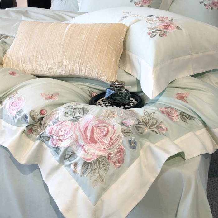 91家纺网 家纺一手货源 找家纺 春夏新品高级感50*50S贡缎长绒棉刺绣四件套纯棉床单全棉床笠高档礼盒装量大价优 清新绿-花缦-贡缎长绒棉