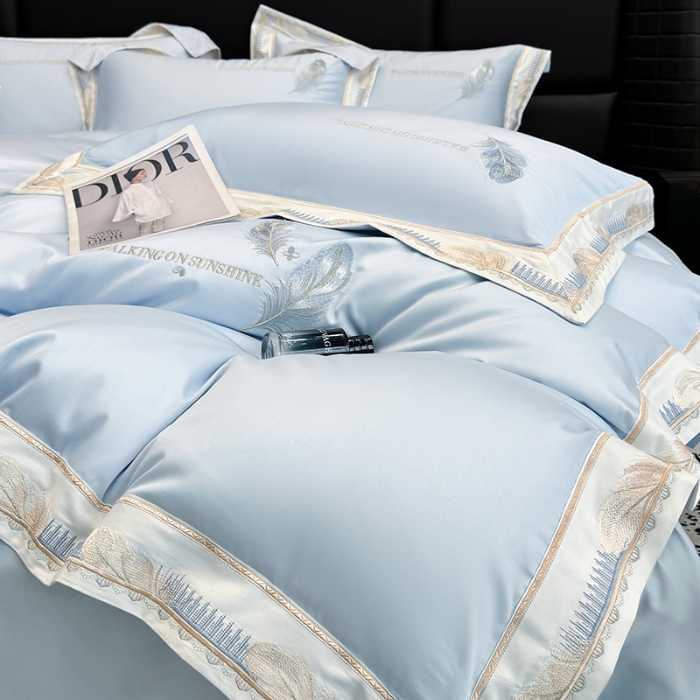 91家纺网 家纺一手货源 找家纺 高档礼盒装50*50S贡缎长绒棉刺绣四件套100%纯棉全棉床单床笠款量大价优 塞纳河畔-蓝-贡缎长绒棉