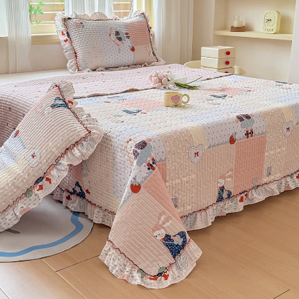 91家纺网 家纺一手货源 找家纺 （总）2025新款法式花边床盖三件套水洗棉夹棉韩版荷叶花边小碎花床盖