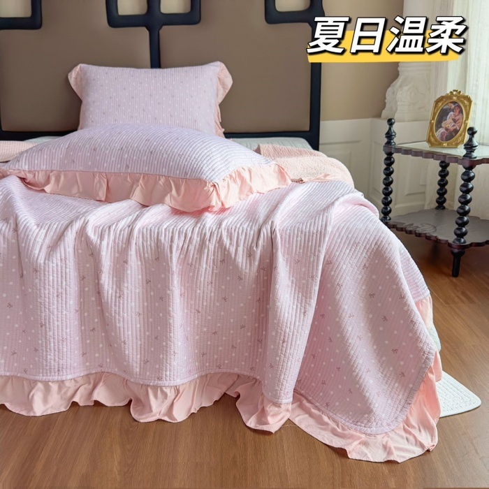 91家纺网 家纺一手货源 找家纺 （总）花边天丝床盖三件套260×240CM