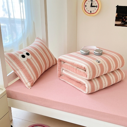 （总）（总）2025新款大眼睛毛巾绣色织全棉水洗棉日式复古学生三件套枕套单品系列四季款