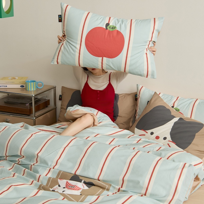 91家纺网 家纺一手货源 找家纺 （总）RYB红黄兰 开学季2025新款ins设计师原创13372大版卡通数码印花40s全棉纯棉三件套四件套