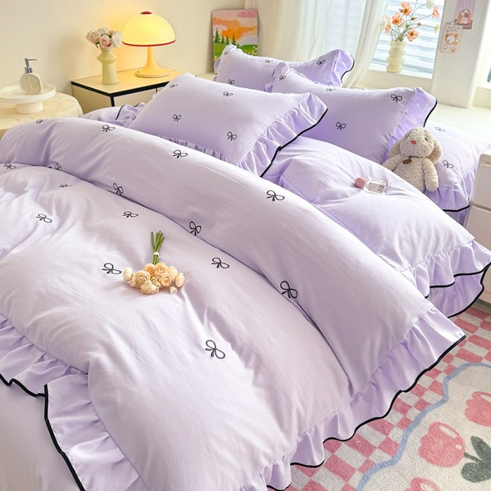 91家纺网 家纺一手货源 找家纺 漫布云家纺2025春夏新品韩版花边款刺绣水洗棉四件套A类母婴级针织双层纱蝴蝶结绣花纯棉全棉床裙款四件套小香风 蝶儿飞飞--梦幻紫