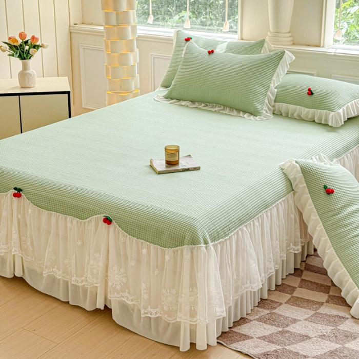 91家纺网 家纺一手货源 找家纺 漫布云 2025夏季新款PE聚乙烯中分子凉感凉豆豆蕾丝花边床裙款凉席三件套 可可-翡翠绿 