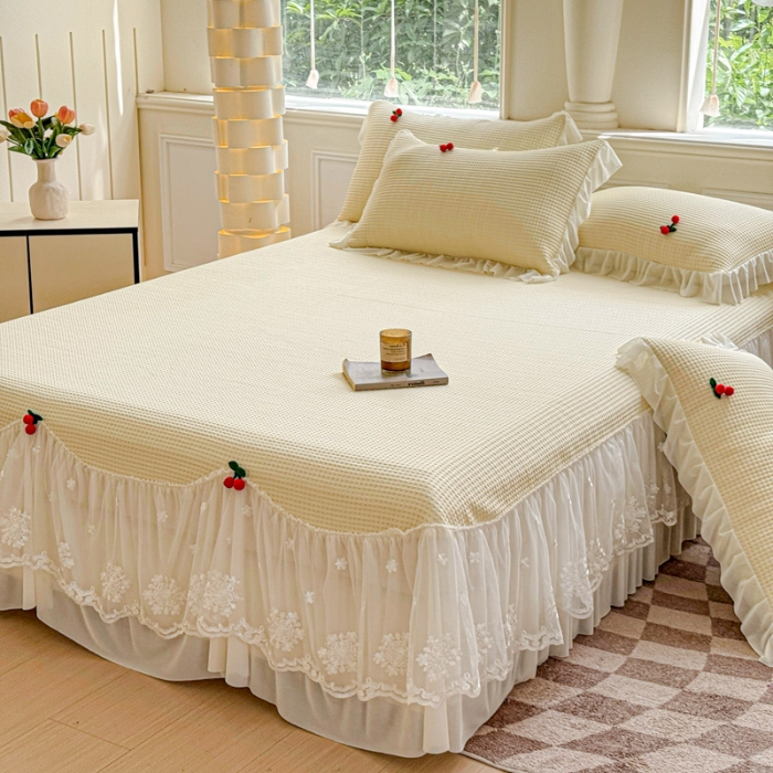 91家纺网 家纺一手货源 找家纺 漫布云 2025夏季新款PE聚乙烯中分子凉感凉豆豆蕾丝花边床裙款凉席三件套 可可-嫩黄 