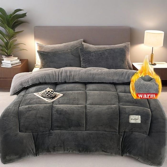 91家纺网 家纺一手货源 找家纺 （总）跨境专供  秋冬新款加厚纤维被边框方格羊羔绒单被可一件代发