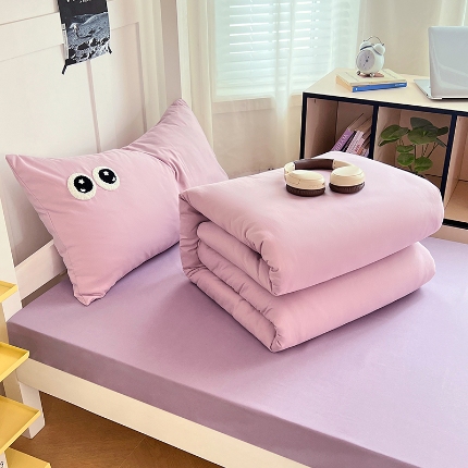 91家纺网 家纺一手货源 找家纺 （总）2025新款多巴胺大眼睛毛巾绣纯色水洗棉双拼学生宿舍单枕套三件套寝室四件套四季款