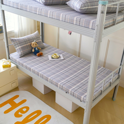 91家纺网 家纺一手货源 找家纺 （总）斯尔顿 2025新款13070全棉纯棉印花学生宿舍上下铺套件-第一批单品床垫套床垫套单件