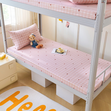 91家纺网 家纺一手货源 找家纺 （总）斯尔顿 2025新款13070全棉纯棉印花学生宿舍上下铺套件-第一批单品床垫套床垫套单件