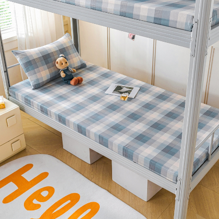 91家纺网 家纺一手货源 找家纺 （总）斯尔顿 2025新款13070全棉纯棉印花学生宿舍上下铺套件-第一批单品床垫套床垫套单件