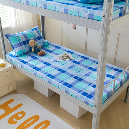 91家纺网 家纺一手货源 找家纺 （总）斯尔顿 2025新款13070全棉纯棉印花学生宿舍上下铺套件-第一批单品床垫套床垫套单件