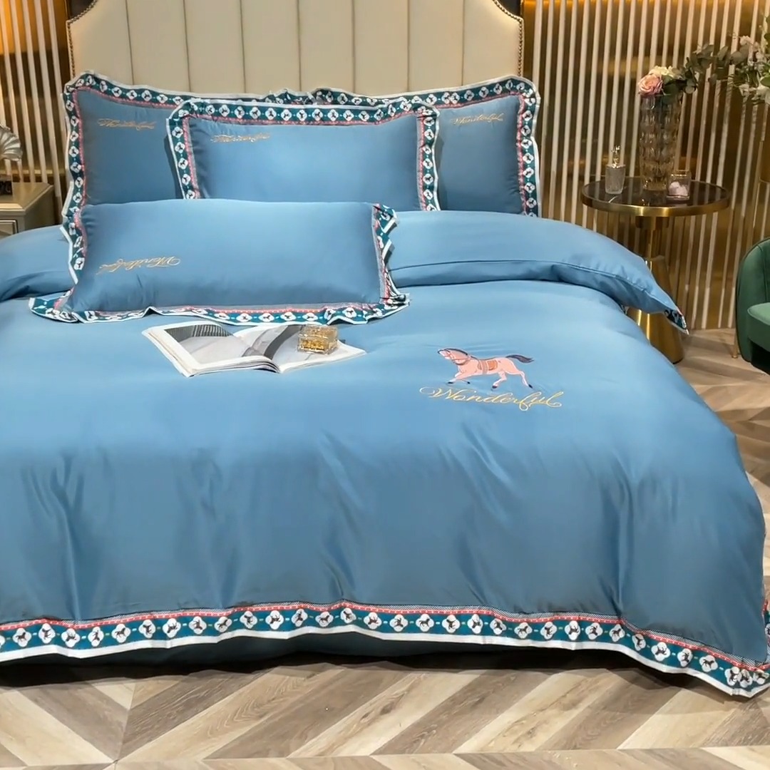 91家纺网 家纺一手货源 找家纺 （总）2025宽边数码印花水洗真丝绣花四件套 轻奢刺绣冰丝天丝套件