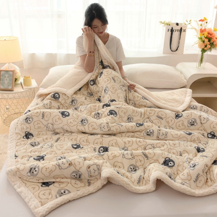 91家纺网 家纺一手货源 找家纺 【长期供应】三层夹棉牛奶绒印花盖毯秋冬午睡毯可机洗网红直播毛毯爆款