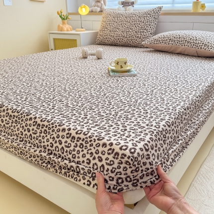 91家纺网 家纺一手货源 找家纺 （总）2025新款针织棉双层纱印花单床笠 床笠三件套