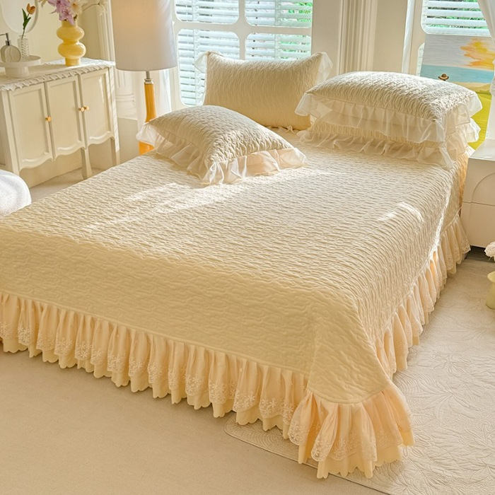 91家纺网 家纺一手货源 找家纺 苏米娜 2025夏季韩版公主风亲肤水洗棉全棉蕾丝花边床裙床盖四件套-秘密花园系列   秘密花园—嫩黄 