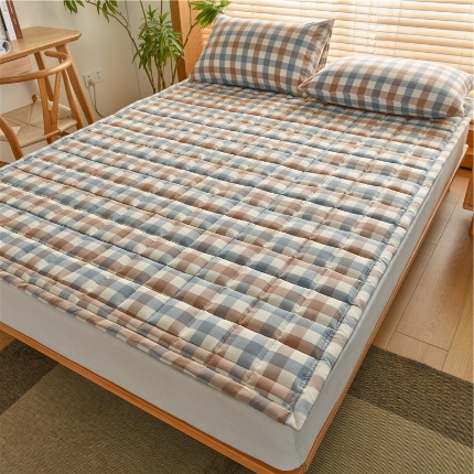 2025新款色织全棉水洗棉新疆棉花床垫 七彩格