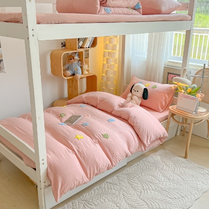 91家纺网 家纺一手货源 找家纺 青禾视觉  学生套件拍摄赏析