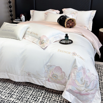 91家纺网 家纺一手货源 找家纺 （总）星蕴家纺 2025新款新疆全棉刺绣四件套-黛尔【高档礼盒包装】